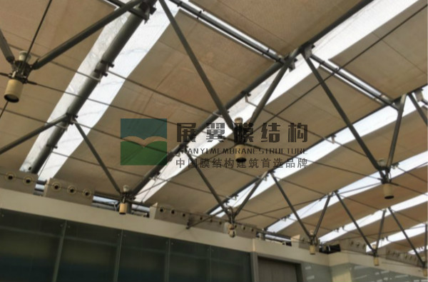 广州天河区商场中庭膜结构屋面工程